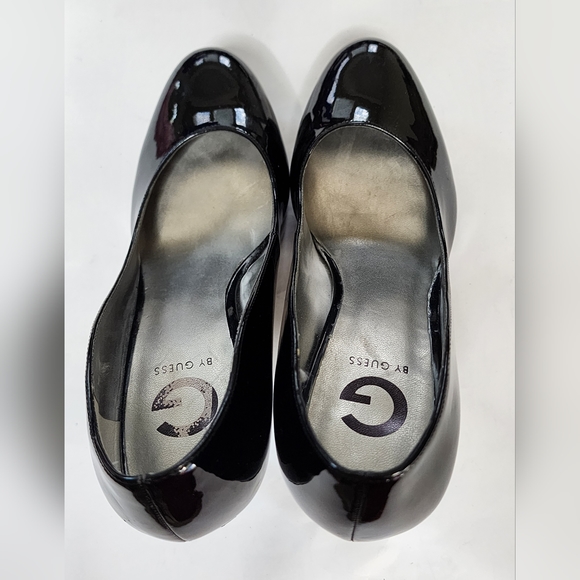 Womens Guess Black Heel - Size 9 - Picture 5 of 6